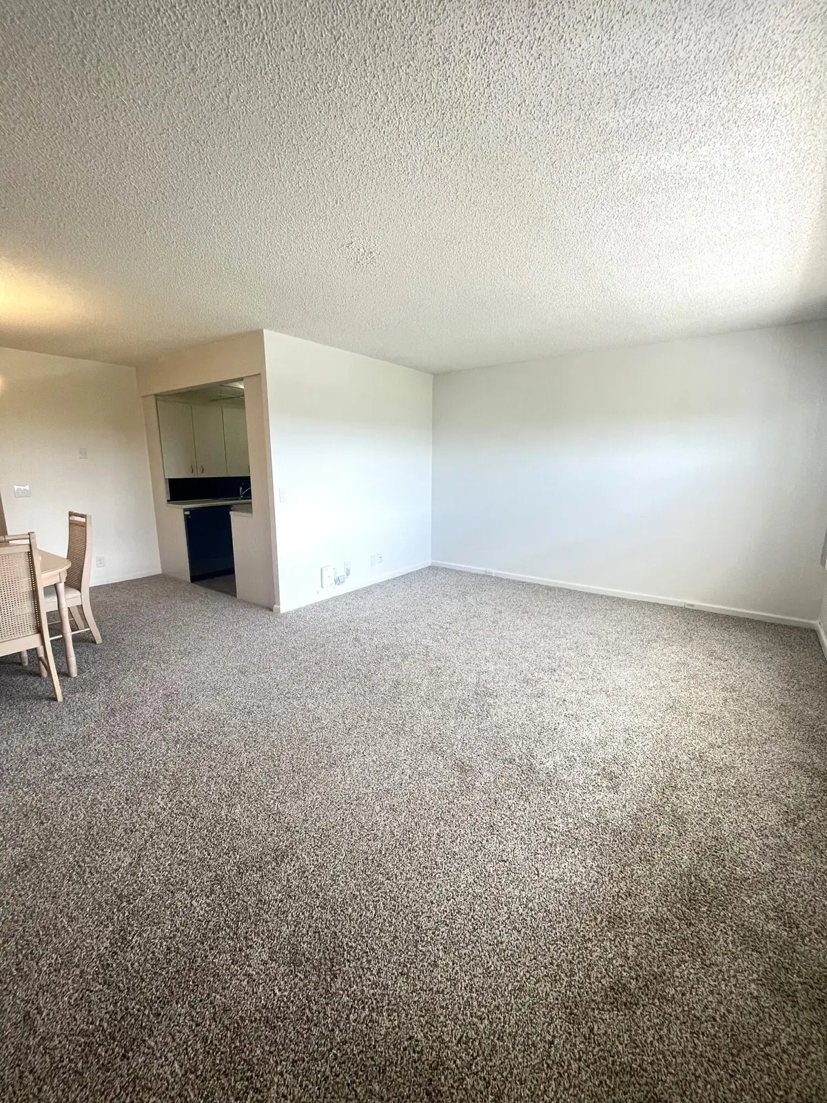 living area facing kitchen and dining at 4093 Wolverton, Boca Raton