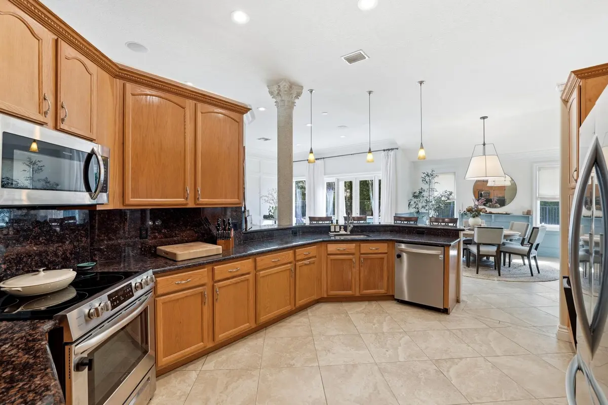 12_0h8a3139 at 1350 PAMPAS Way, Wellington