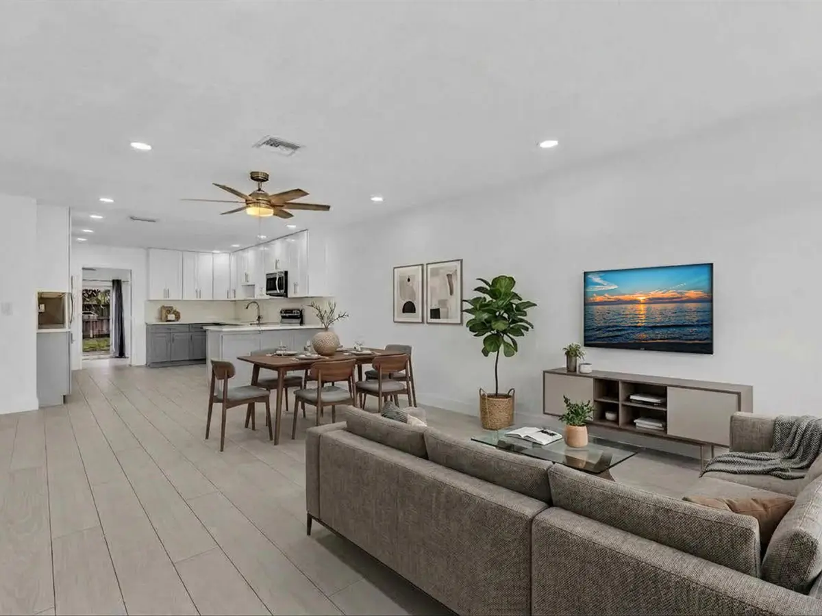 Living Room at 222 NE 9th Avenue, Deerfield Beach