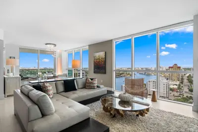 101 S Fort Lauderdale Beach Boulevard 1806, Fort Lauderdale – Condominium for rent