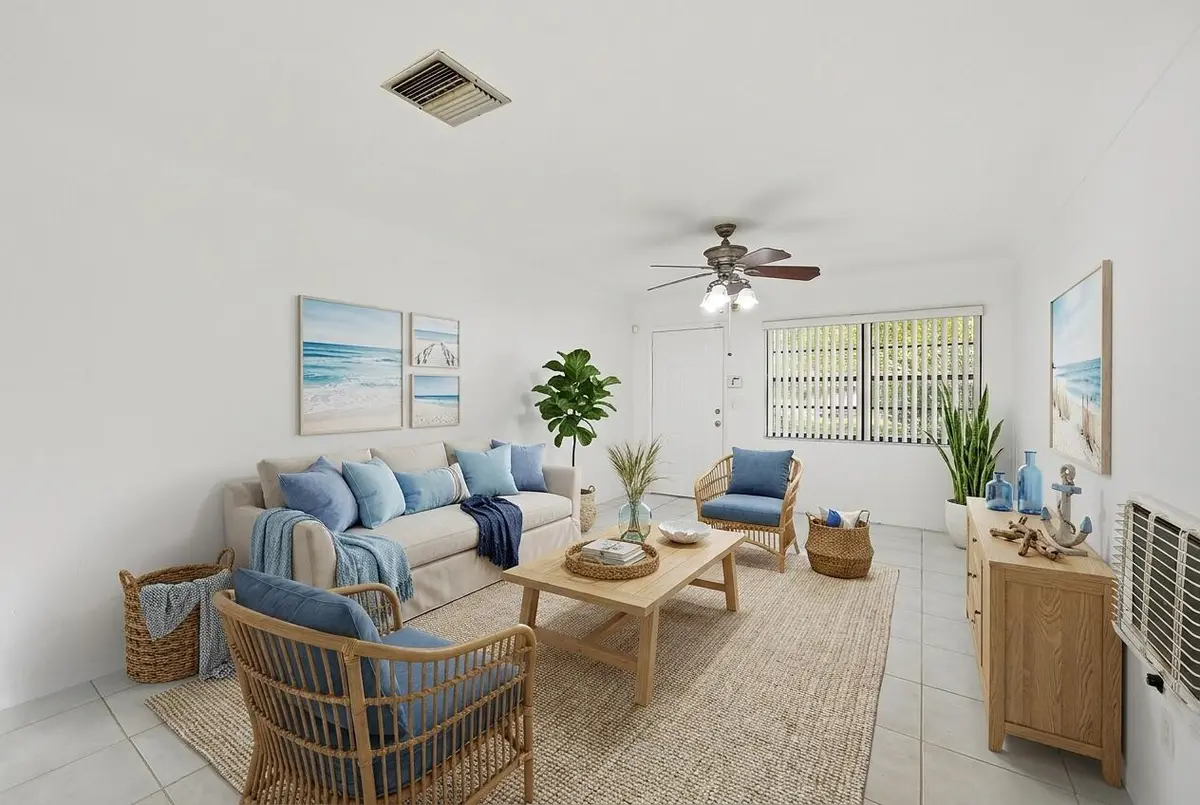 Living Room (7) at 1716 N 25TH Avenue, Hollywood