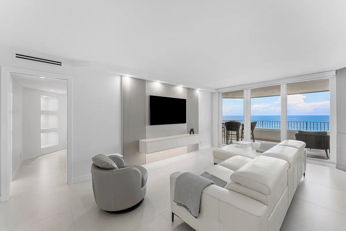 view at 550 S Ocean Boulevard 906, Boca Raton