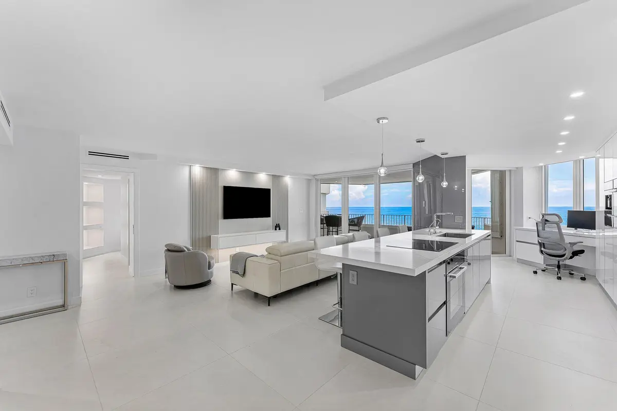 004-550SouthOceanBoulevard-906-BocaRaton at 550 S Ocean Boulevard 906, Boca Raton