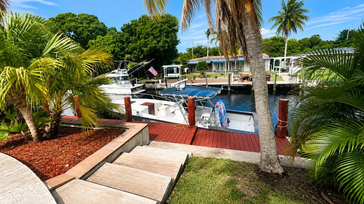 F1EC9921-C5C7-4021-BDBA-675BB31D8F10 at 2041 SW 23RD Avenue, Fort Lauderdale