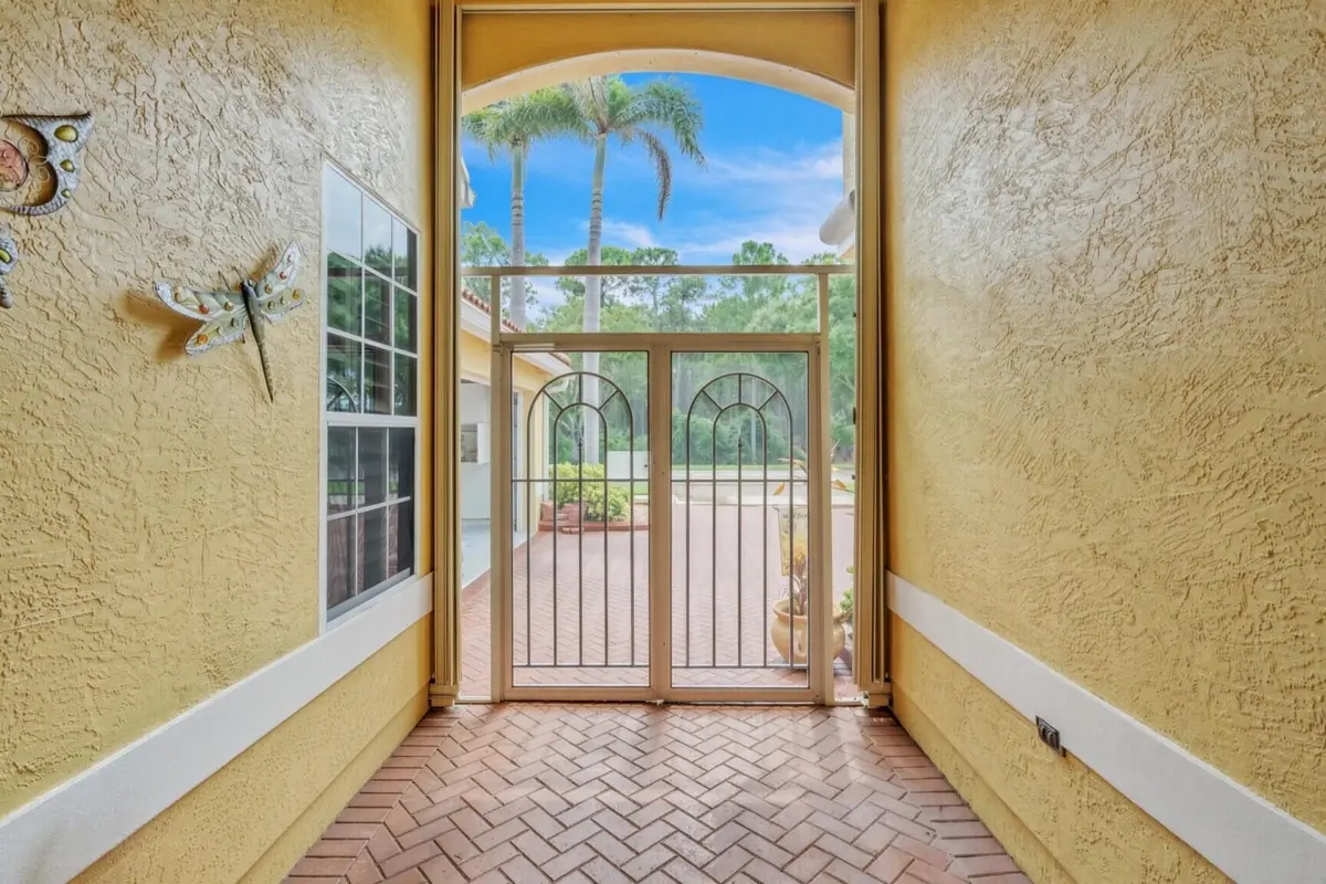79d8633c-10b2-4378-883e-86284f7f97f9 at 688 SW Lake Charles Circle, Port St. Lucie