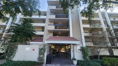 820 Lavers Circle G306, Delray Beach – Condominium for rent