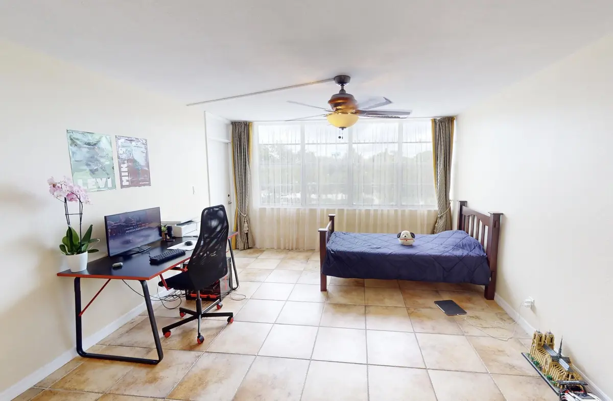 2771 Taft Street 302, Hollywood, FL – photo 4
