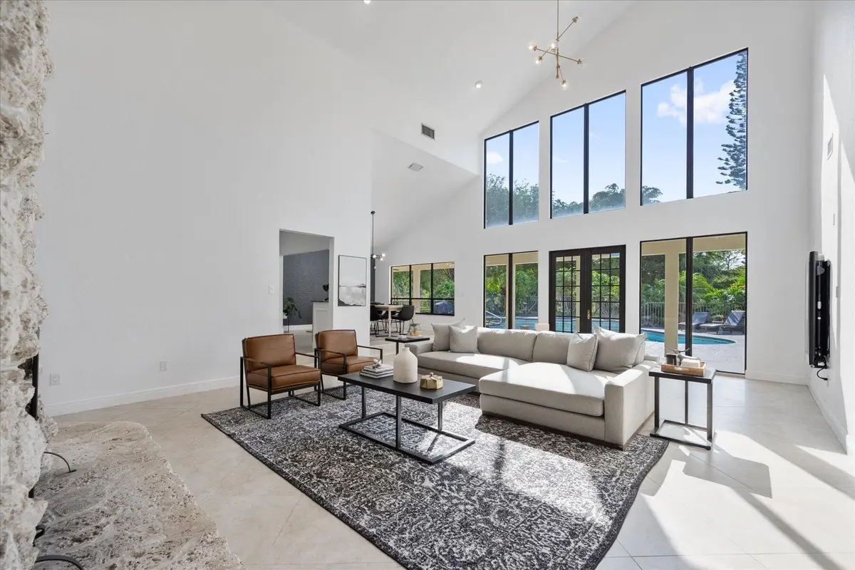 Living at 12638 QUERCUS Lane, Wellington