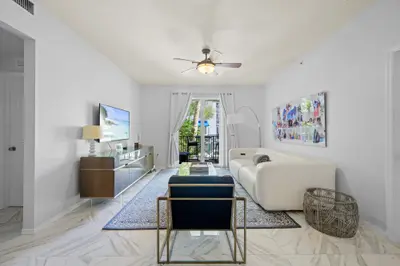 250 NE 3RD Avenue 1208, Delray Beach – Condominium for sale