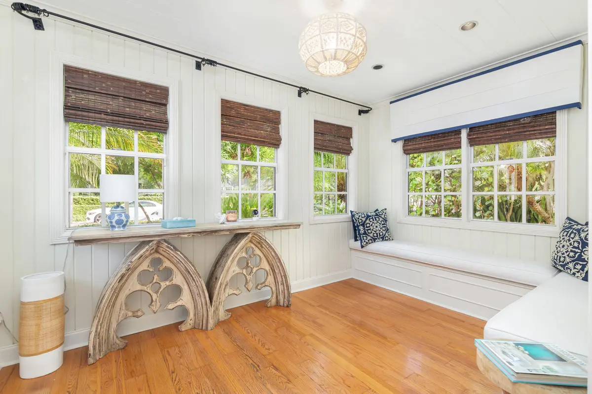 Entry at 332 PILGRIM Road, West Palm Beach