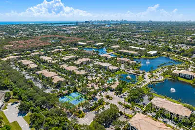 2811 Grande Parkway 103, Palm Beach Gardens – Condominium for sale