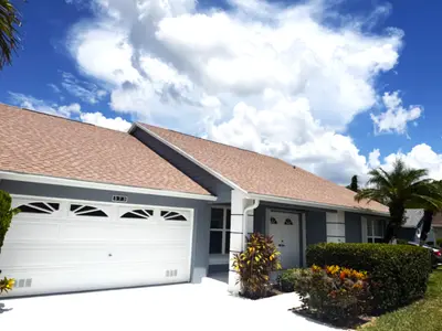 373 NW SHERRY Lane, Port St. Lucie – Single Family Residence for sale