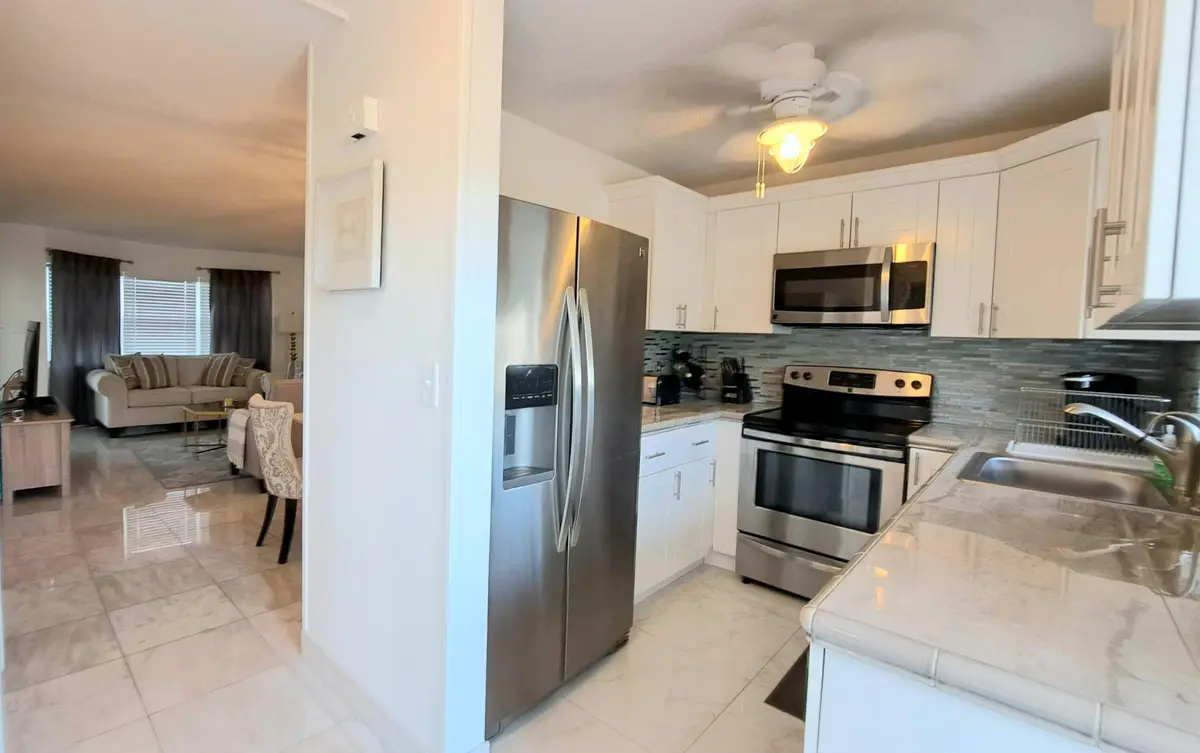 1445 SE 15th Ct #202 Deerfield Beach, FL at 1445 SE 15TH Court 202, Deerfield Beach