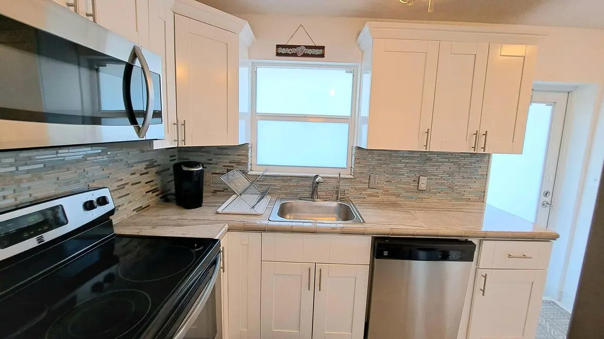 1445 SE 15th Ct #202 Deerfield Beach, FL at 1445 SE 15TH Court 202, Deerfield Beach