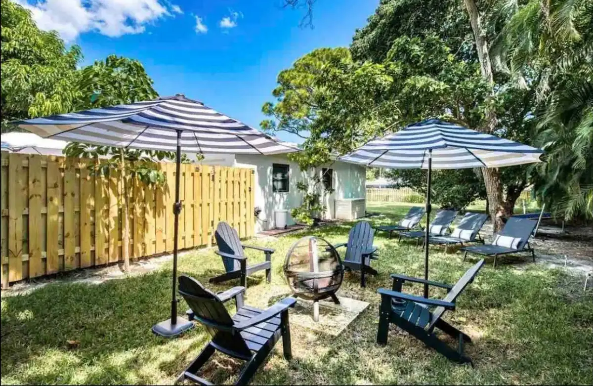 natural light at 968 Allendale Road, West Palm Beach