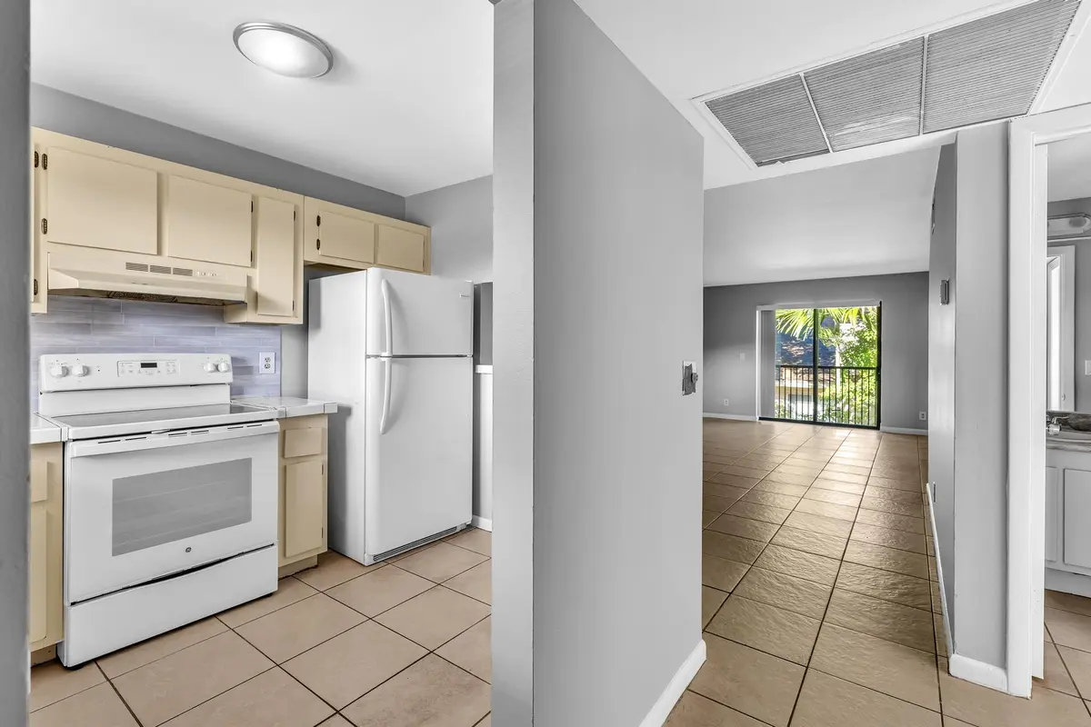 FPP00031 at 21904 LAKE FOREST Circle 202, Boca Raton