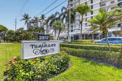 2917 S Ocean Boulevard 902, Highland Beach – Condominium for sale