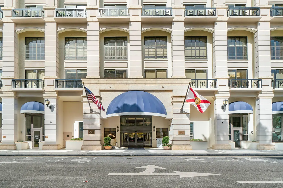 Gracious Entrance with Valet at 801 S OLIVE Avenue 903, West Palm Beach