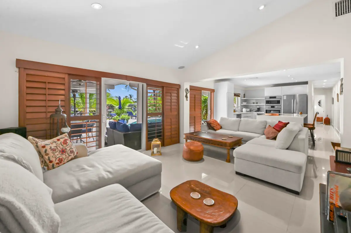 13 Living room 03 at 1513 NE 28th Drive, Wilton Manors