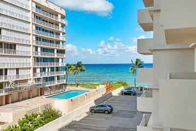 3215 S OCEAN Boulevard 302, Highland Beach – Condominium for sale