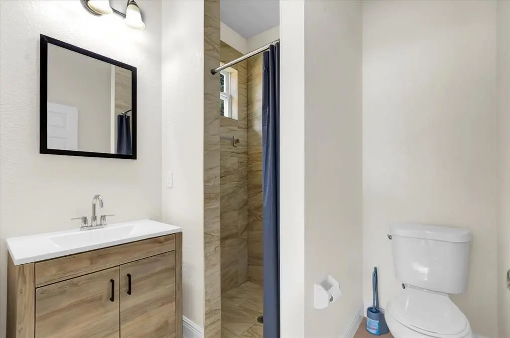 Bathroom at 306 N 18th Court #2, Fort Pierce