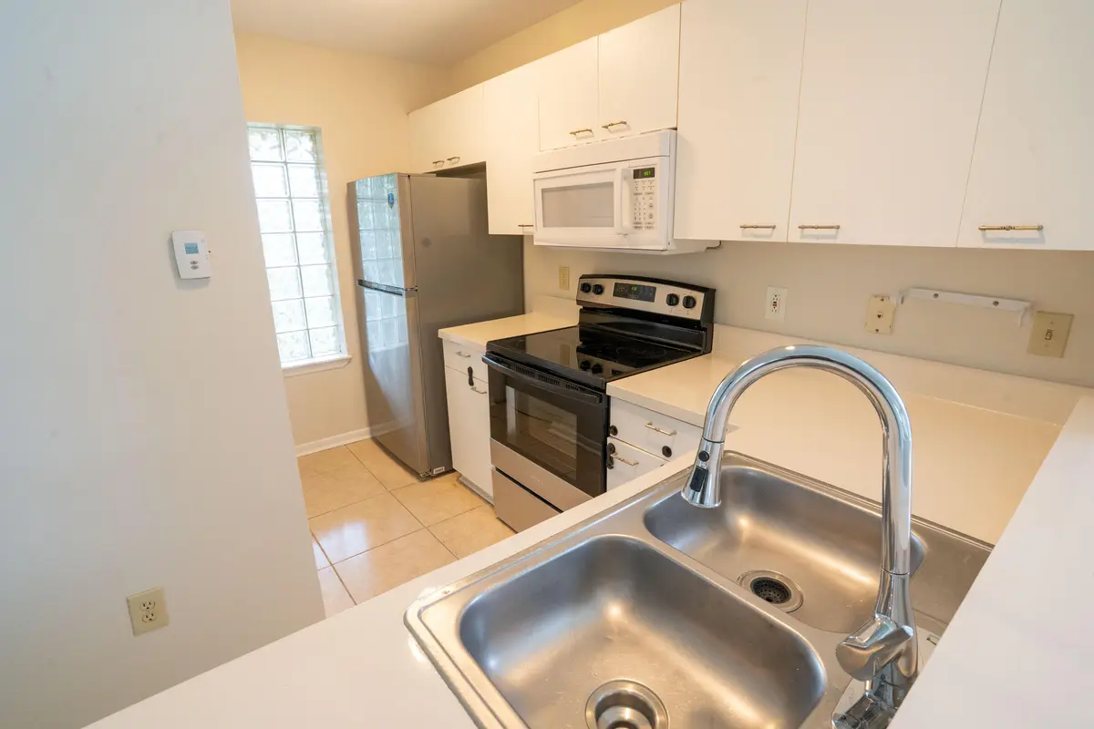 Z0606044 at 4791 VIA PALM Lakes 1709, West Palm Beach