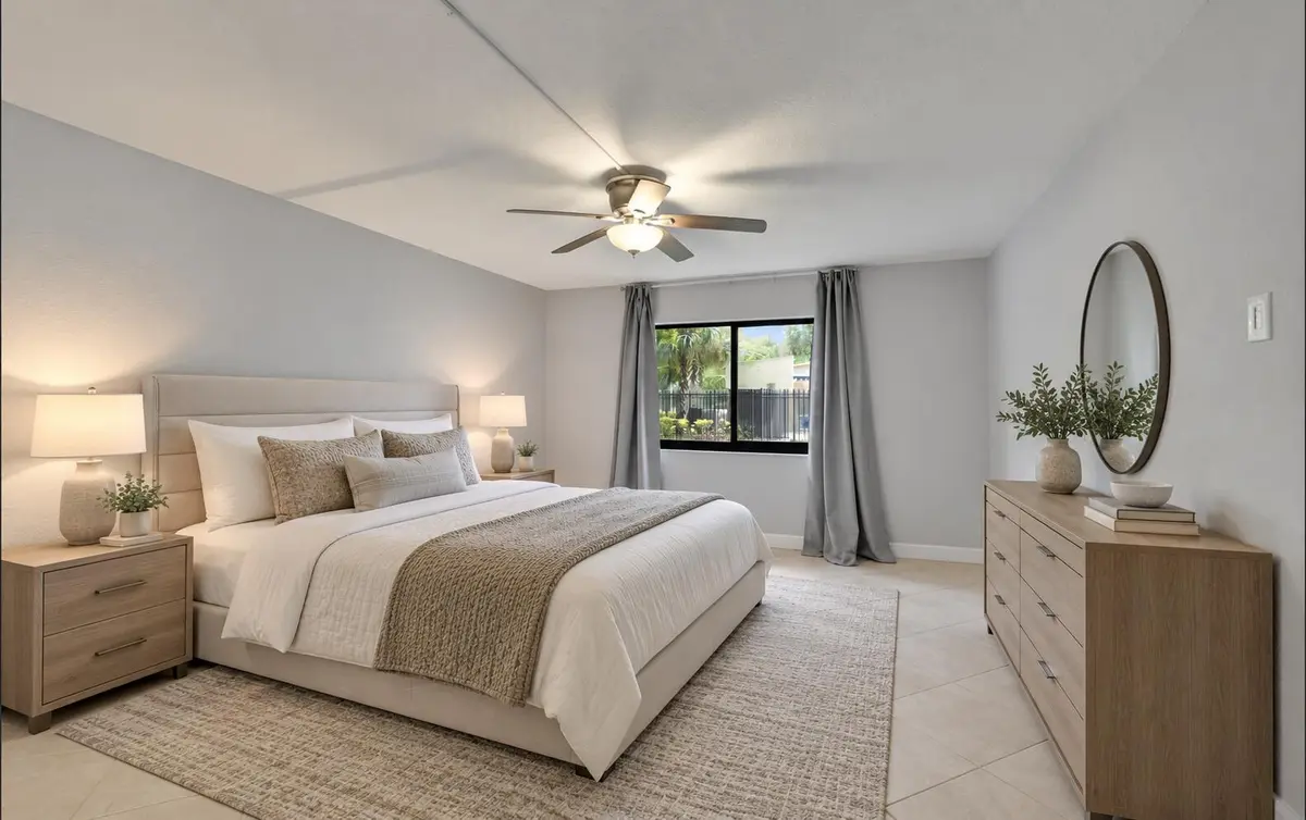 C3596DD3-5981-4871-A956-7ED22842287A at 303 Lakeview Drive 102, Weston
