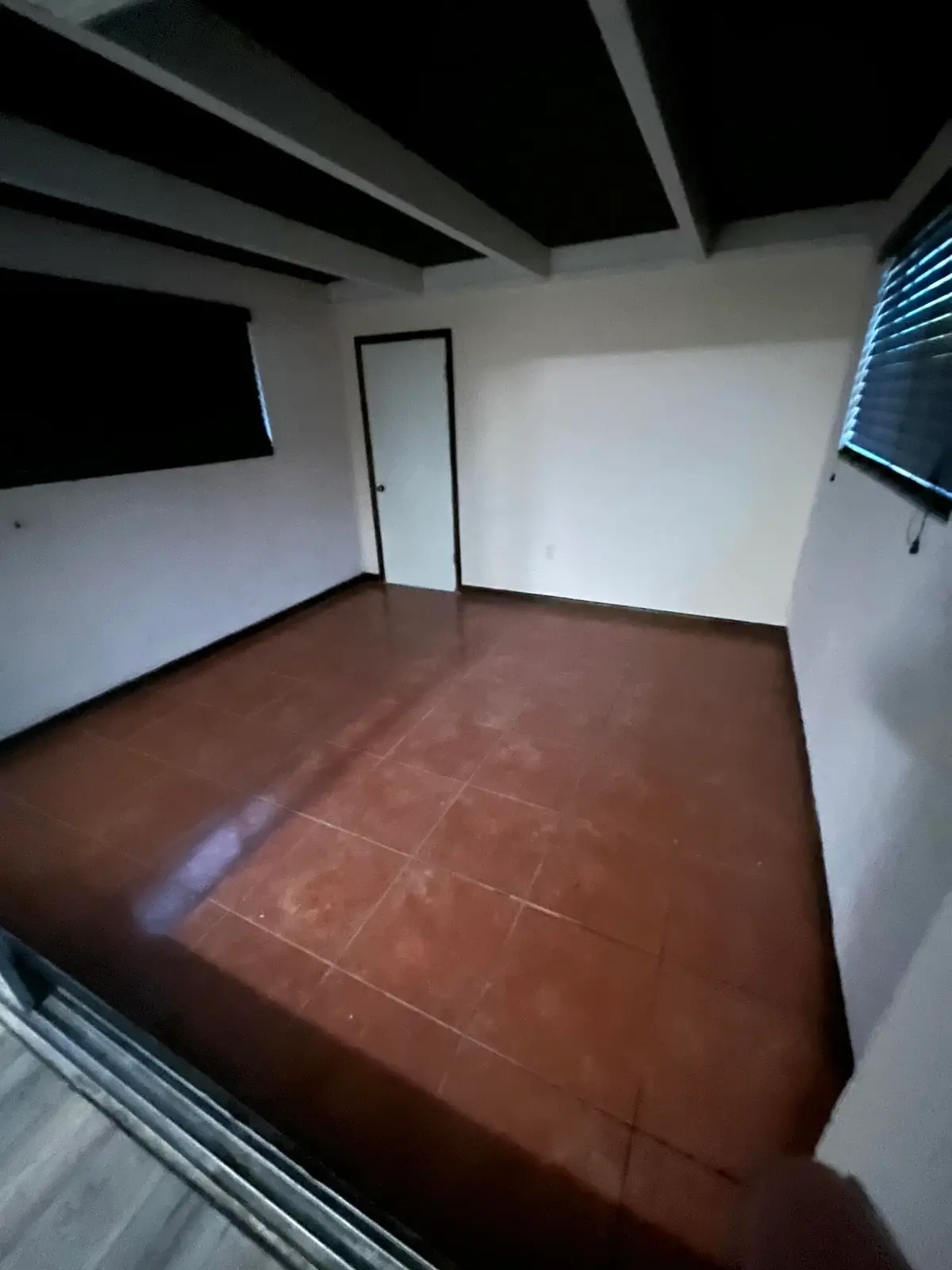 florida room at 333 NW 26TH Court, Wilton Manors