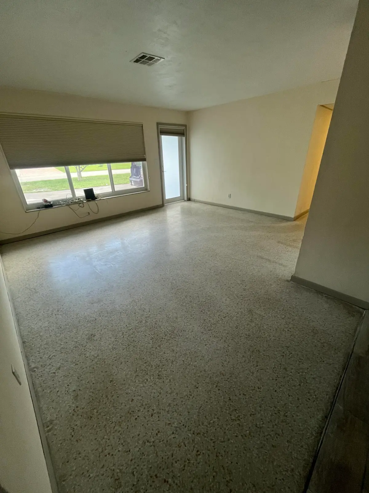 living room at 333 NW 26TH Court, Wilton Manors