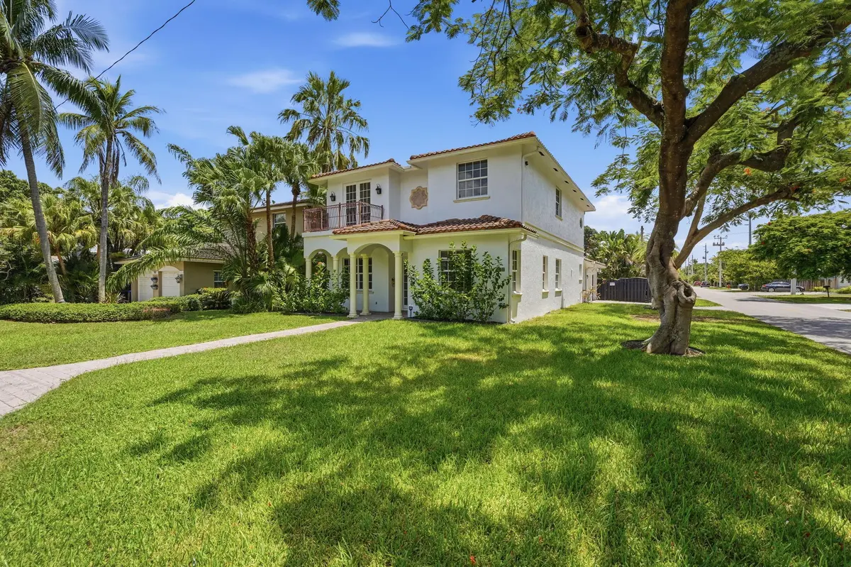 2-web-or-mls-002_DSC00194 at 400 NE 8th Avenue, Fort Lauderdale