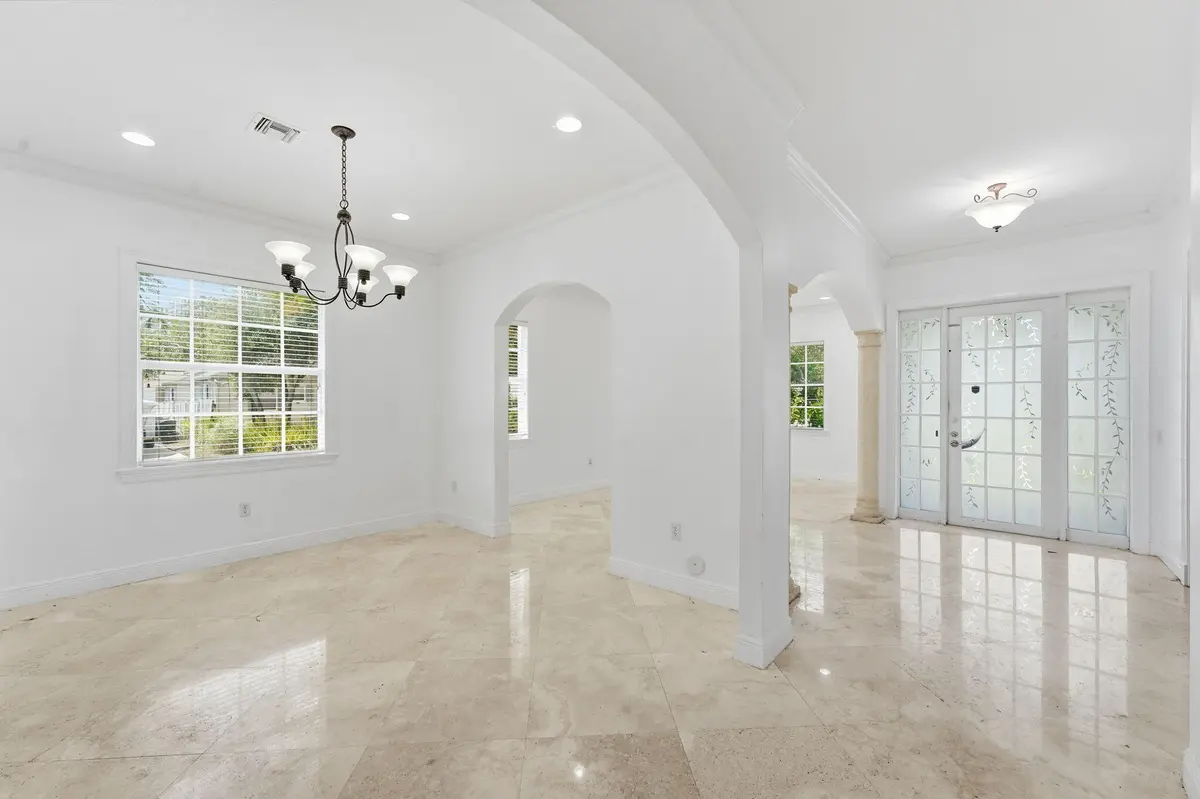 5-web-or-mls-005_DSC00049 at 400 NE 8th Avenue, Fort Lauderdale