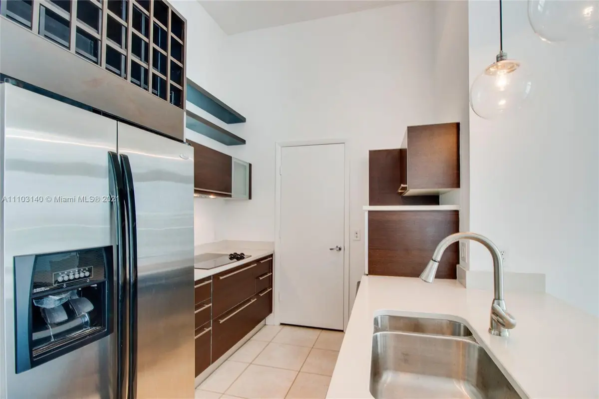Quantum 5 at 1900 N Bayshore Drive 912, Miami