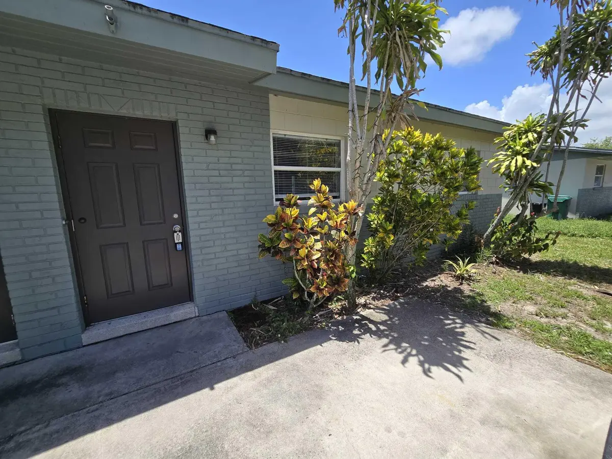 c645156d-1e5f-4c1d-bdee-bdc281835bd9 at 4003 AVENUE I A, Fort Pierce