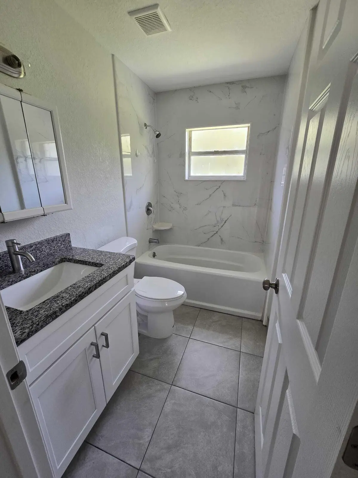 WhatsApp_Image_2024-06-22_at_8.10.47_AM_ at 4003 AVENUE I A, Fort Pierce