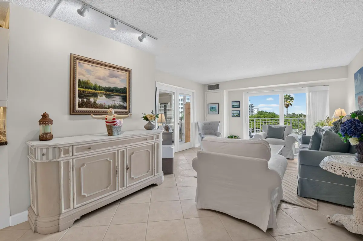 LIVING ROOM at 3215 S OCEAN Boulevard 302, Highland Beach