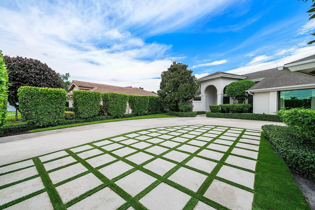 004-1860LyntonCircle-Wellington-FL-33414 at 1860 Lynton Circle, Wellington