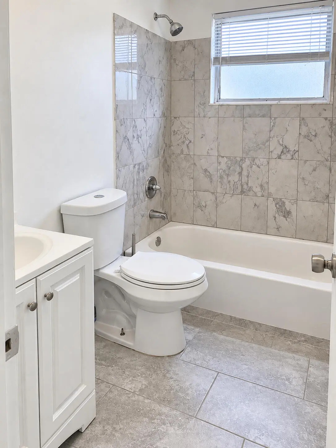 Photo 6 - 3640 NE 1st Ave, # 3, Fort Lau at 3640 NE 1ST Avenue 3, Oakland Park