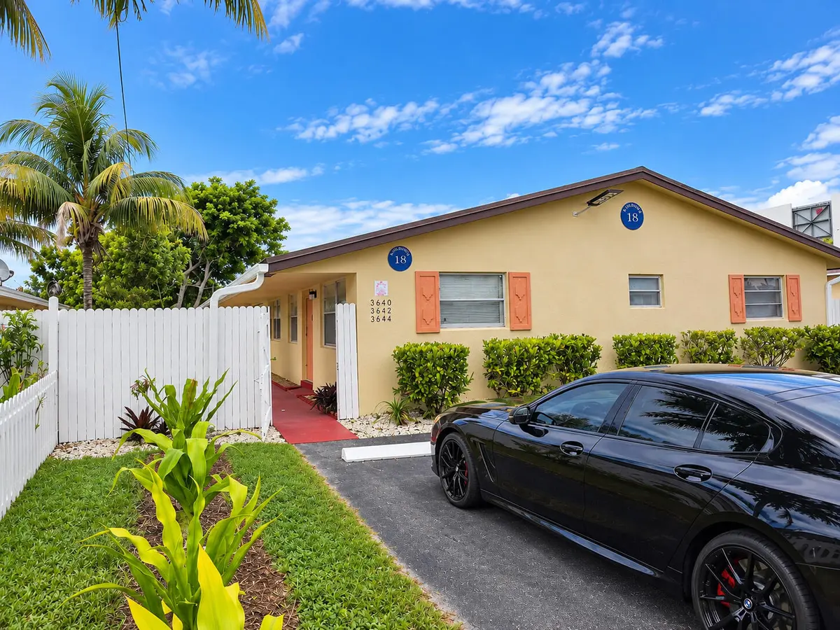 Photo 1 - 3640 NE 1st Ave, # 3, Fort Lau at 3640 NE 1st Avenue 2, Oakland Park