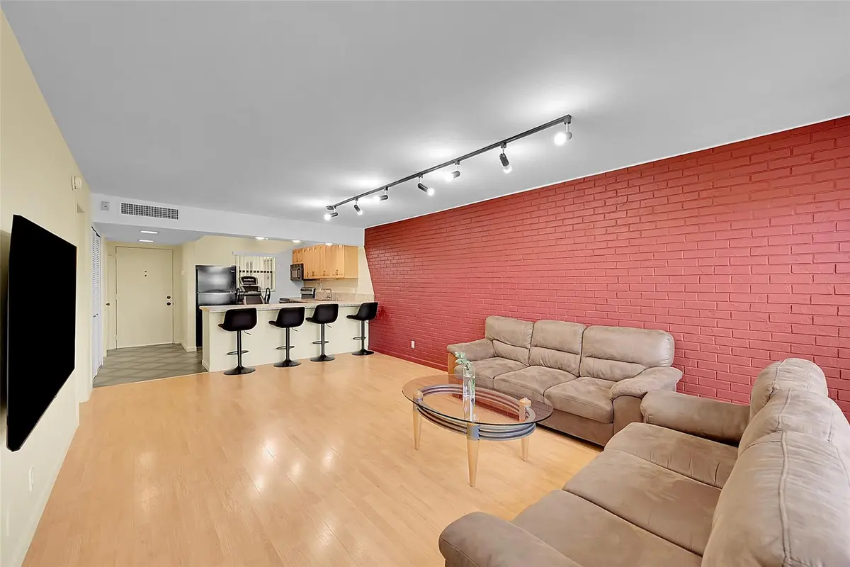 Photo 5 at 2304 S CYPRESS BEND Drive 512, Pompano Beach