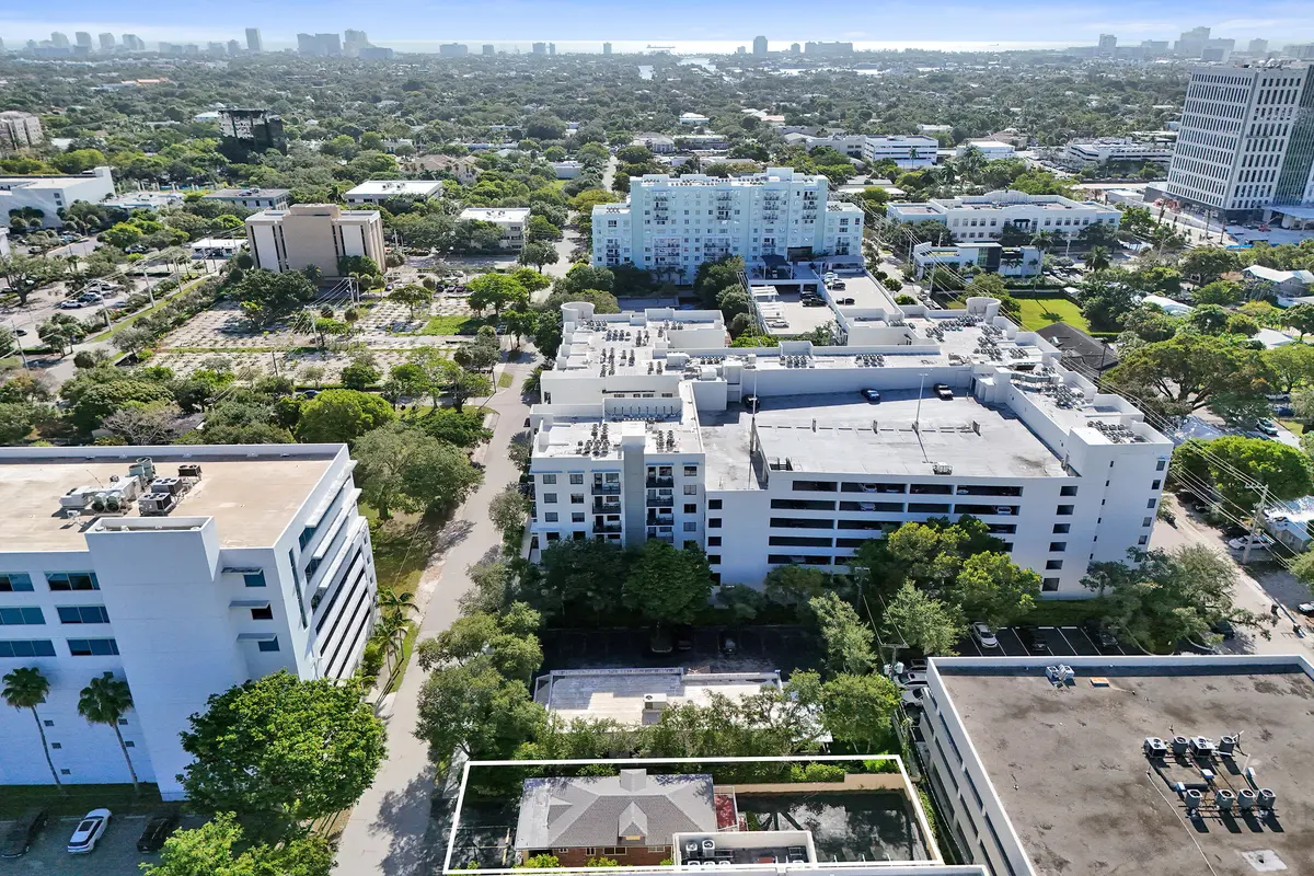 DJI_20260826094428_0136_D at 8 SE 8TH Street, Fort Lauderdale