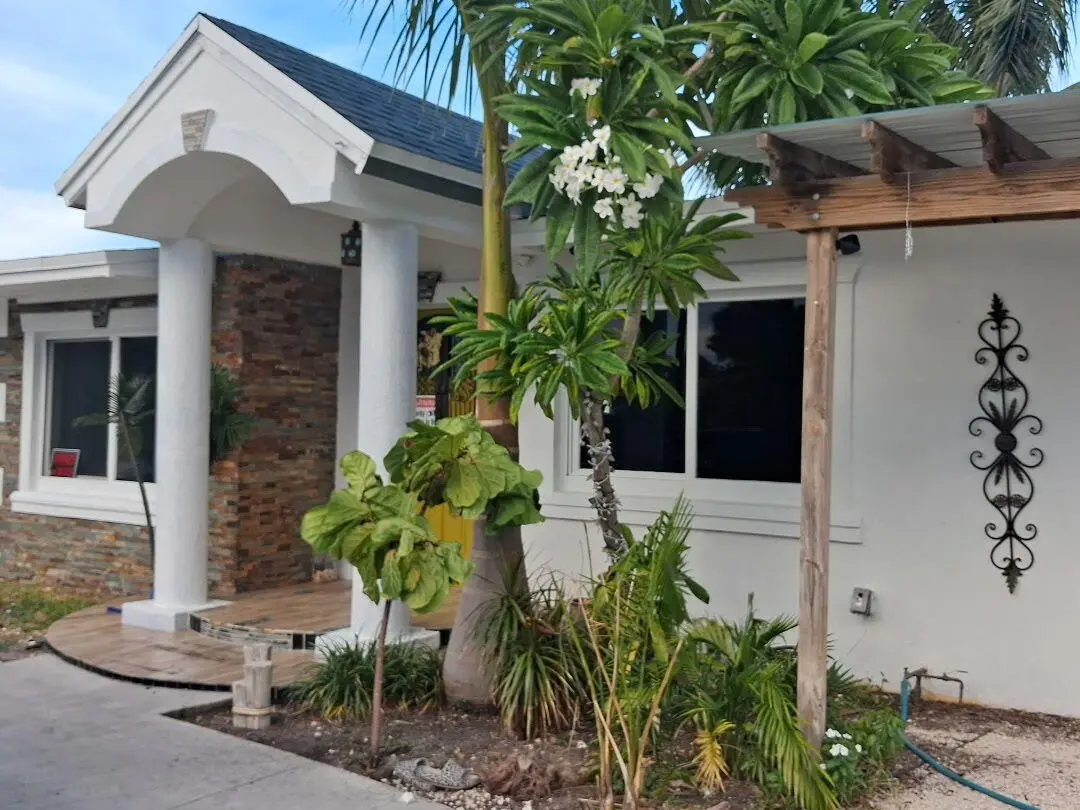image10 at 2574 NE 14TH Terrace, Pompano Beach