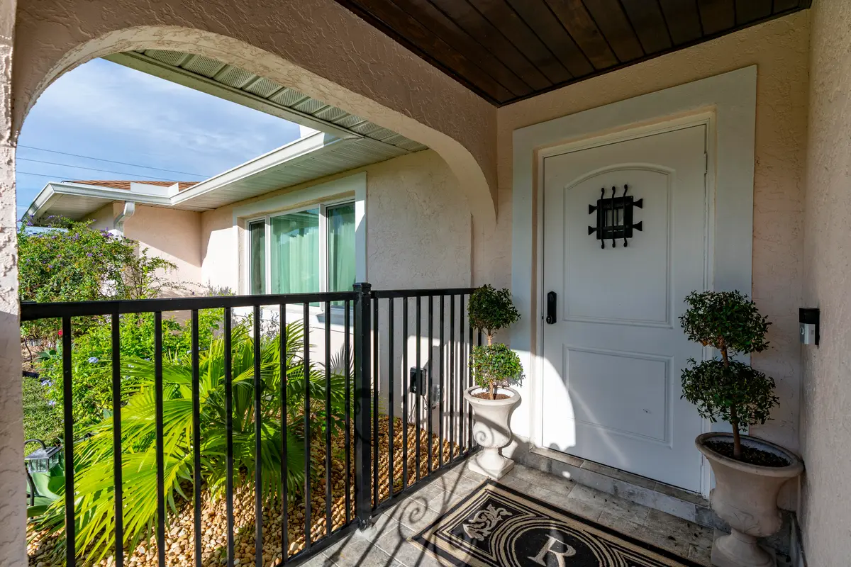 iPixx_00_11 at 601 SE KARRIGAN Terrace, Port St. Lucie