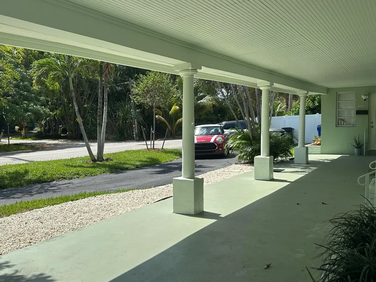 IMG_5305 at 425 SW 18TH Avenue, Fort Lauderdale