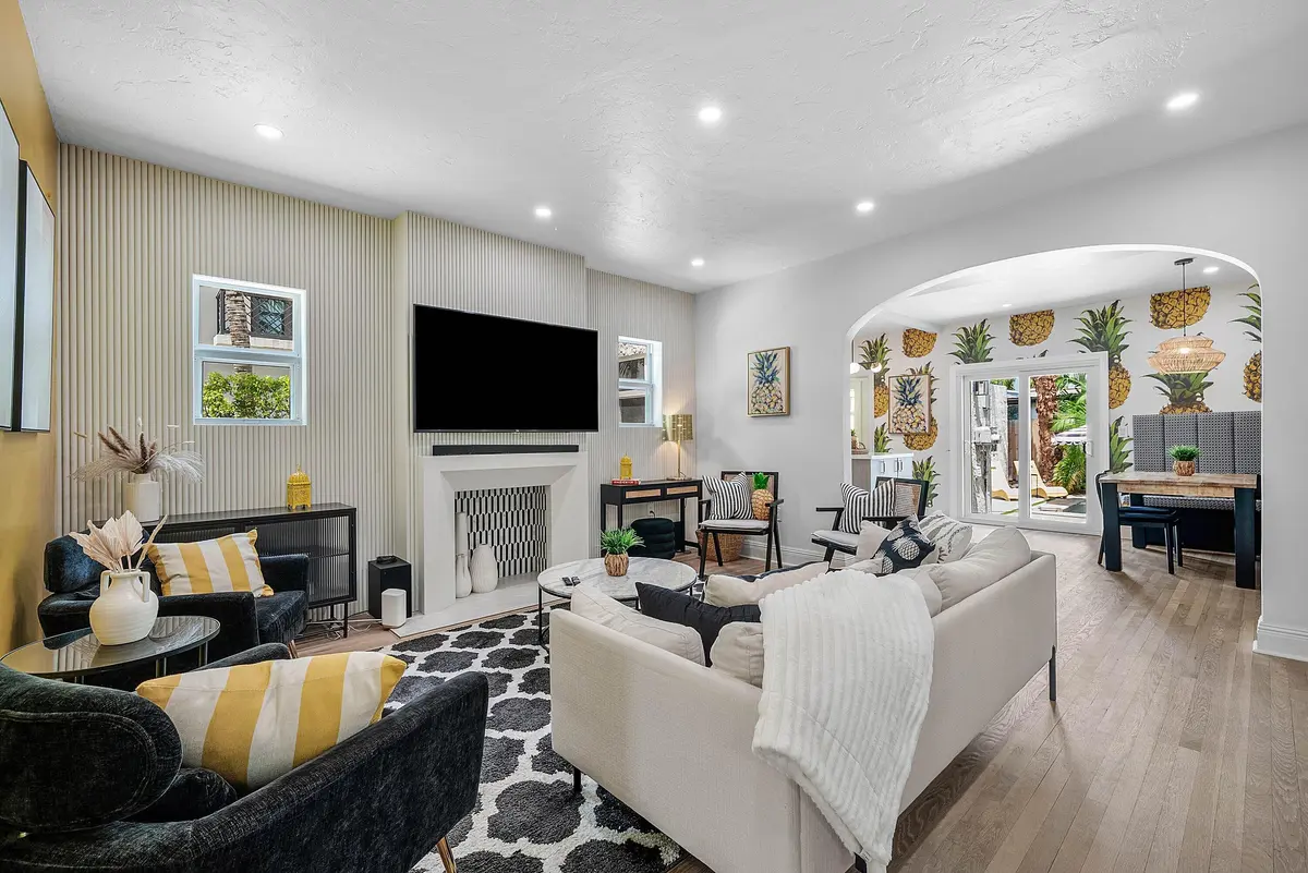 007-525WestwoodRoad-WestPalmBeach-FL-334 at 525 WESTWOOD Road, West Palm Beach