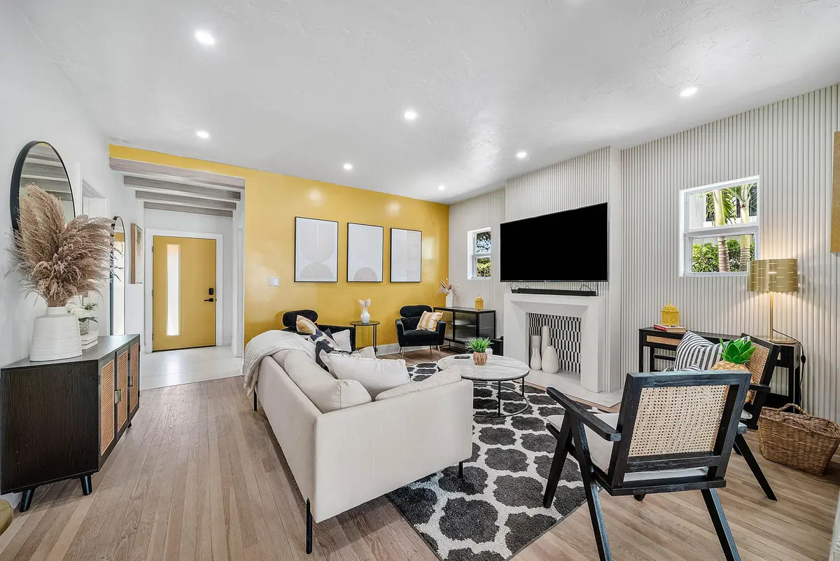 008-525WestwoodRoad-WestPalmBeach-FL-334 at 525 WESTWOOD Road, West Palm Beach