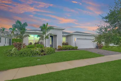 11821 SW Lyra Drive, Port St. Lucie – sold