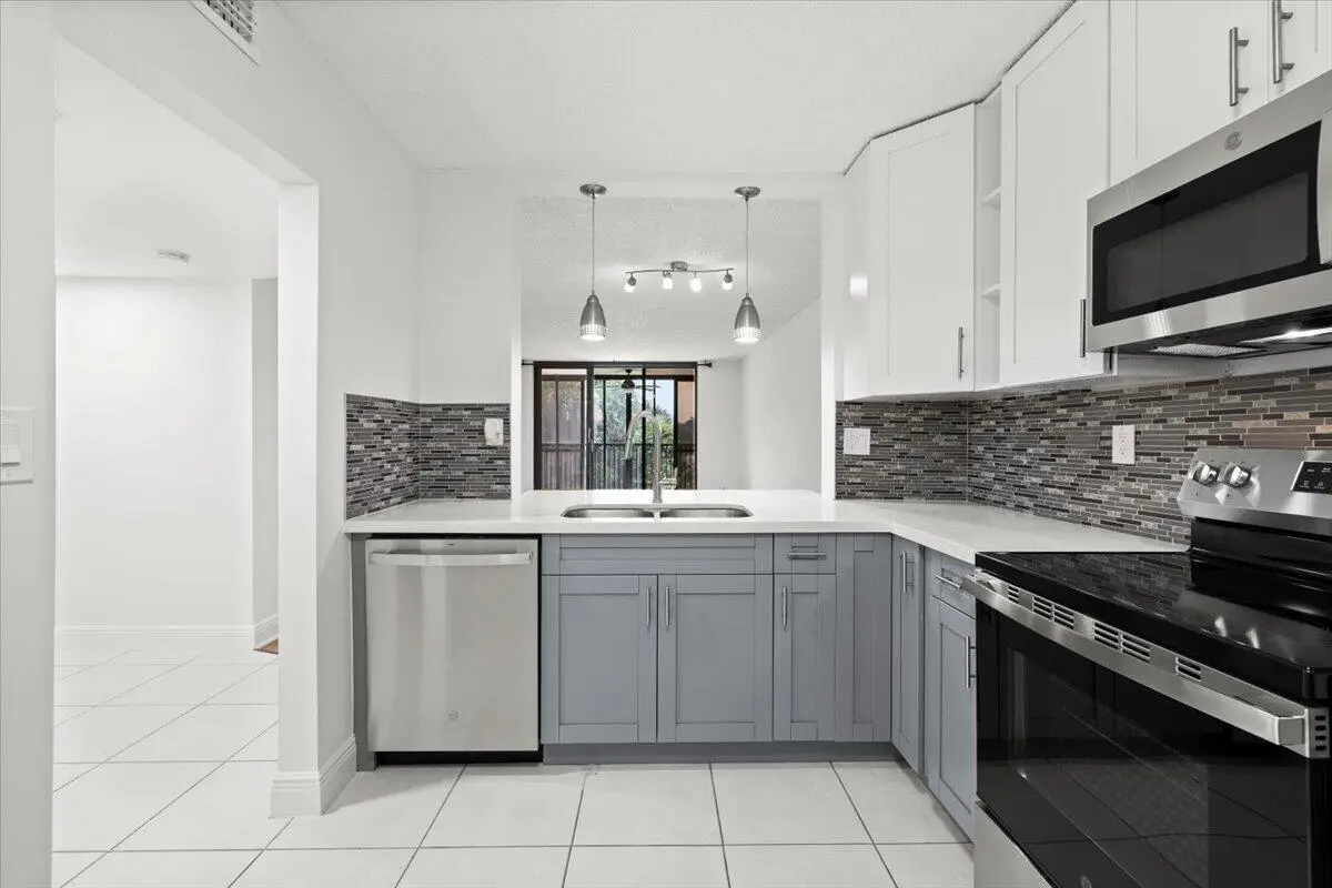 04-424A7693 at 3000 NW 42nd Avenue B201, Coconut Creek