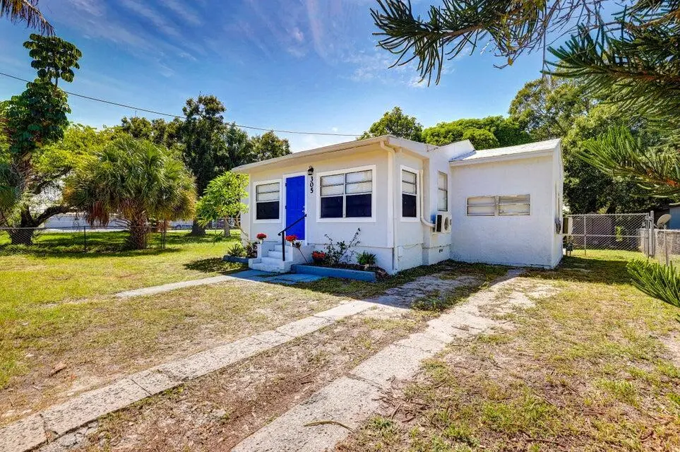 13th at 305 N 13TH Street, Fort Pierce