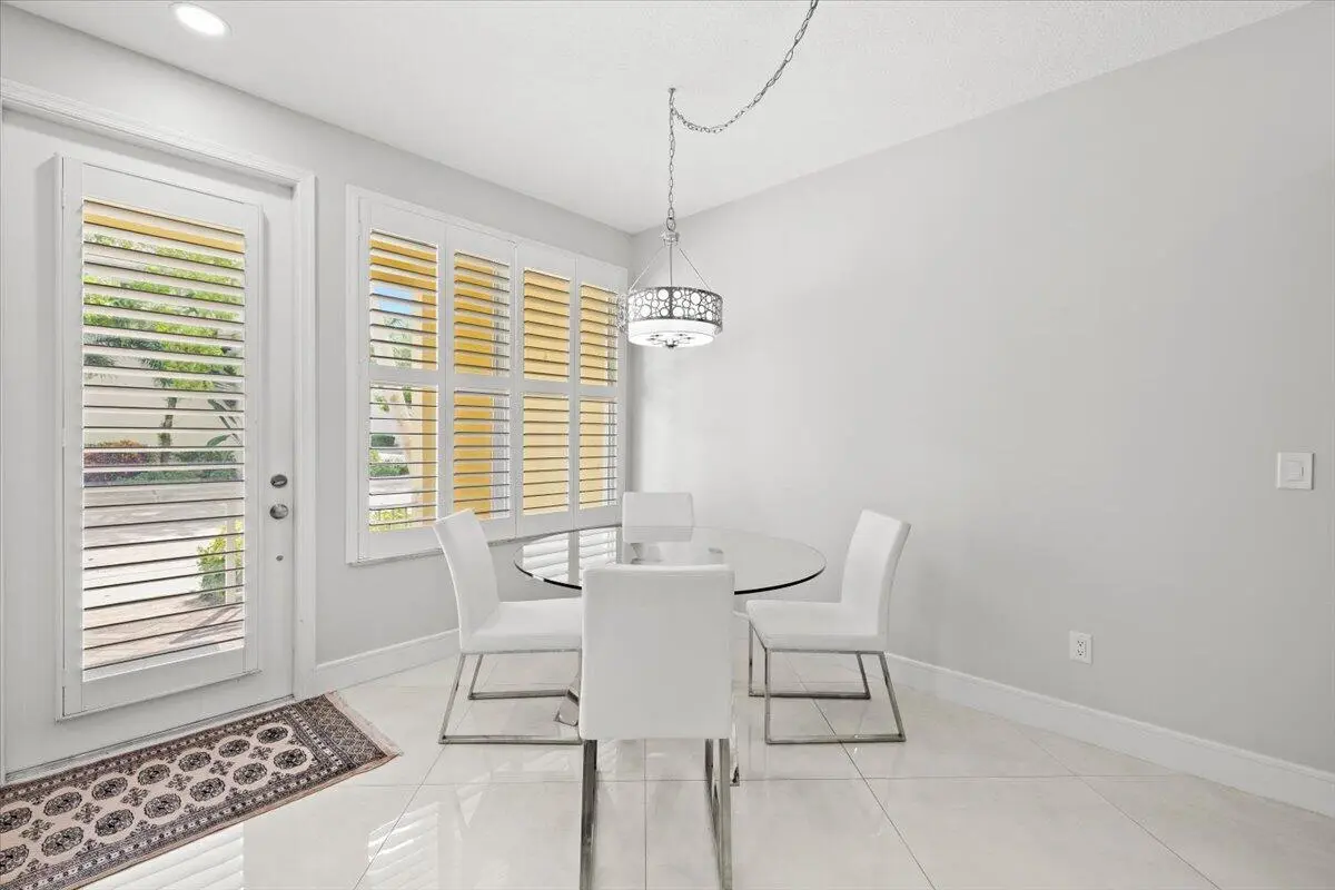 04-424A6704 at 4980 NW 15TH Avenue, Boca Raton