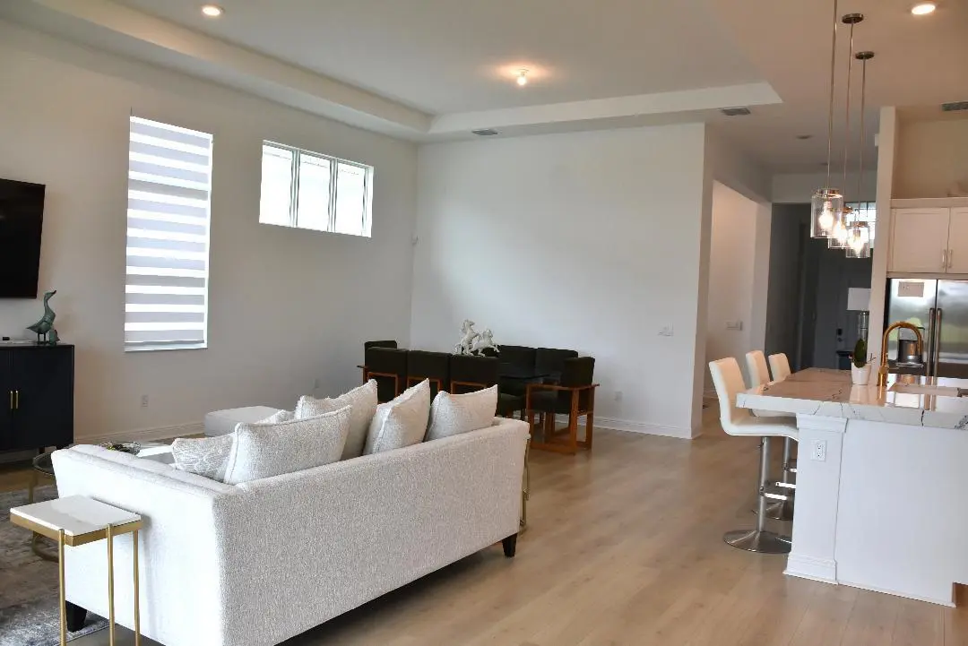 USE 25 at 15670 Merritt Drive, Westlake